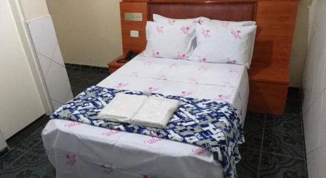 Gold Star Hotel