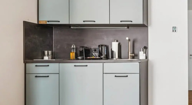 Люкс Comfort с балконом Limehome Bochum Kortumstr