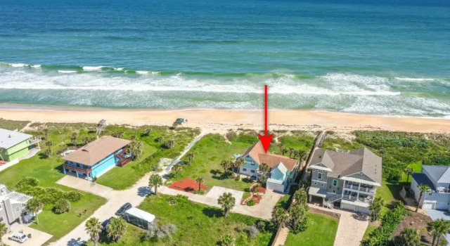 Коттедж Pelican Beach Private Ocean Front Beach House- Sleeps 10 Bring Your Surf Boards