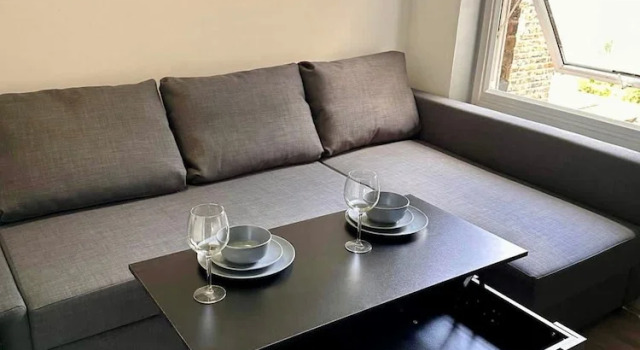 Апартаменты Cosy and Modern Duplex in the Heart of Earls Court