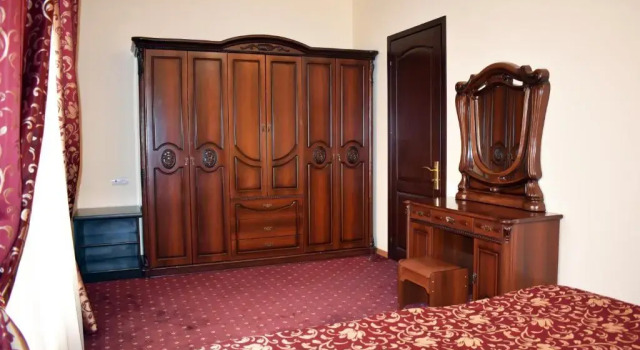 Suite Armenian Royal Palace