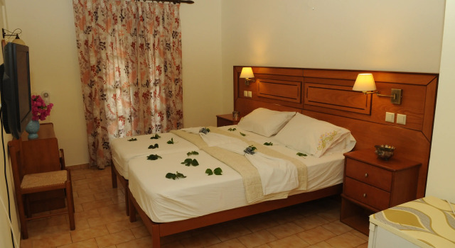 Hotel Athena, Забронировать Отель Отели Коккари с парковкой, Парковка