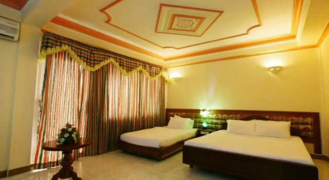 Lucky Star Hotel