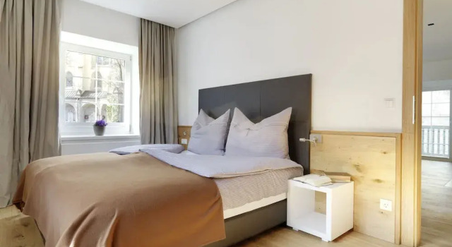 Апартаменты c 1 комнатой с балконом Riedz Apartments Innsbruck- Zentrales Apartmenthaus mit grüner Oase