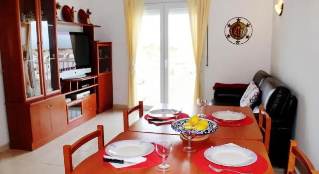 Apartamento Con Terraza Vistas Canal Ref 238
