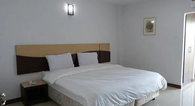 Tamarind Place, Забронировать Отель Отели Северного Таиланда 3 звезды, 3*