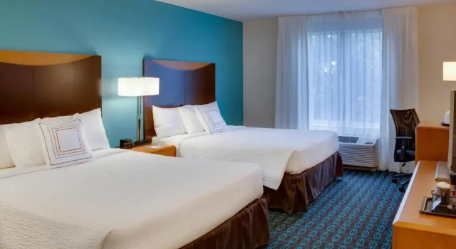 Четырёхместный номер Standard Fairfield by Marriott Inn & Suites Melbourne West/Palm Bay