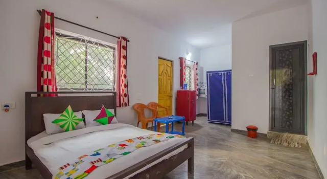 OYO 12987 Home Spacious Studio Mandrem Beach, Varaa Hotelli Mandrem Pohjois-Goa