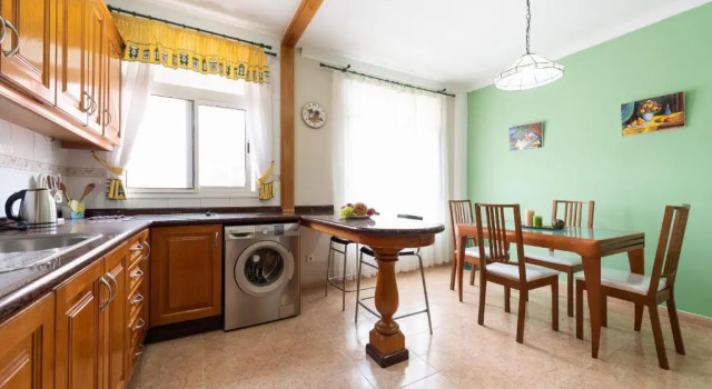 Spacious 3BR 5 min Walk to Las Canteras - Parking, Prenota Hotel Las Palmas de Gran Canaria Gran Canaria