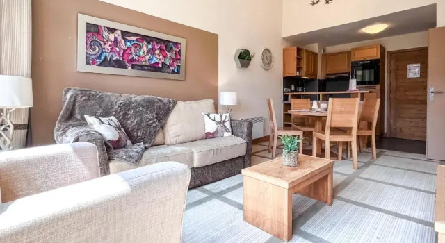 Bright, spacious South-facing 1-bedroom apartment, Забронировать Апартаменты/квартира Отели Араш-ла-Фрас с бассейном, рядом с Поле для гольфа Flaine Les Carroz, Бассейн