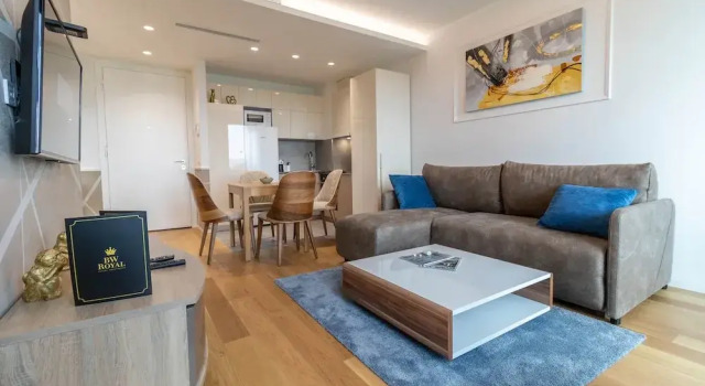 Апартаменты Business Apartments Royal - Sakura Park