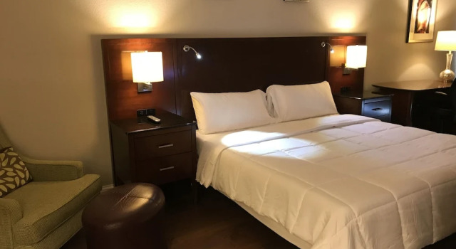Двухместный номер Luxury Stratus Suites Boutique Hotel