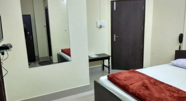 Hotel Haris, Забронировать Отель Отели Гувахати с парковкой, рядом с Assam State Museum, Парковка