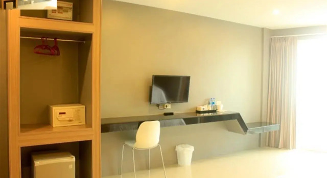 Punfun Apartment, Забронировать Апартаменты/квартира Отели Южного Таиланда с парковкой, Парковка