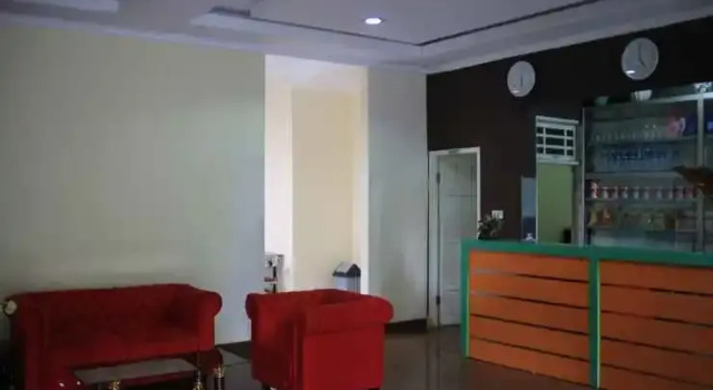 Garuda ZZ Hotel, Prenota Hotel Pagaralam Sumatra