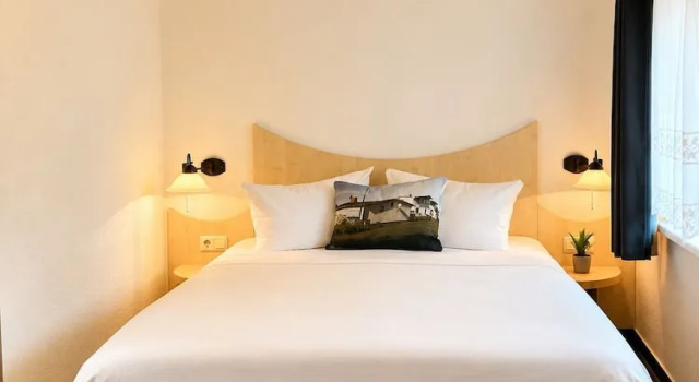 Семейные апартаменты Hotel Pension Vineta Rügen