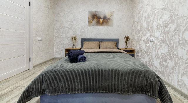Newly renovated apartment near Aminevskaya metro station, Book Apartment Moscow Russia