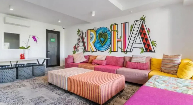 Roomie Apartment Hotel
