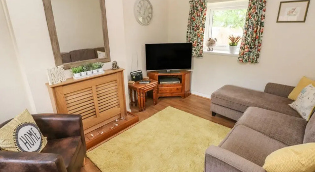 4 Honeyborough Farm Cottages
