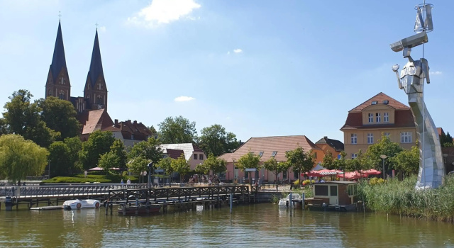 Travel Art Boardinghouse, Reserva ahora Hotel Neuruppin Brandenburgo