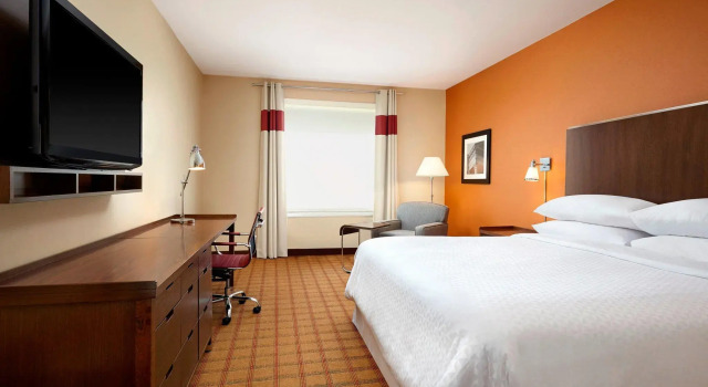 Двухместный номер Traditional Four Points by Sheraton Edmonton International Airport