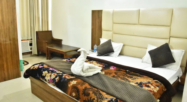 Номер Deluxe Hotel Neelkanth Mahadev Hotel & Resorts