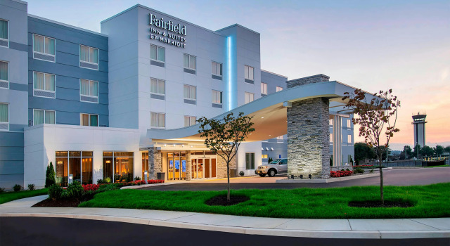 Fairfield Inn & Suites by Marriott Harrisburg International Airport, Boek Hotel Middletown 