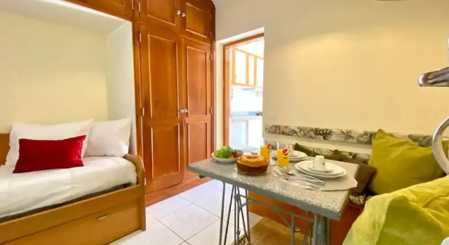 Faro Airport Flat 7 by Homing