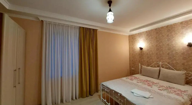ANNi5, Book Hotel Batumi 