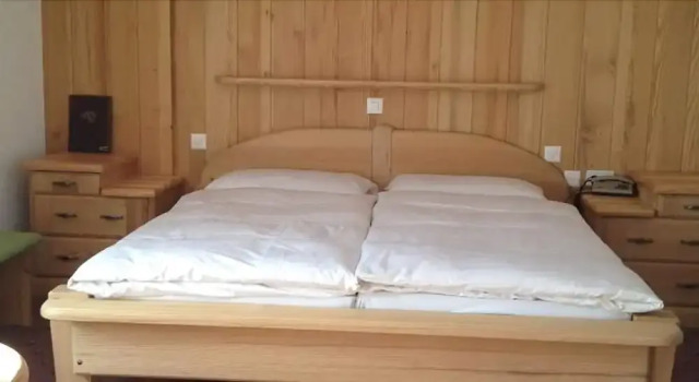 Hotel City Garni, Забронировать Отель Отели Церматт с парковкой, рядом с Горнолыжный подъемник Маттерхорн Гласье Парадайз, Парковка