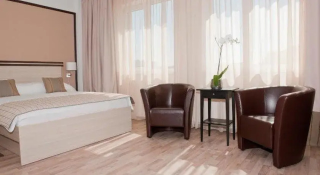 Hotel Serenity Timisoara, Buchen Sie Hotel Timişoara Kreis Timiș