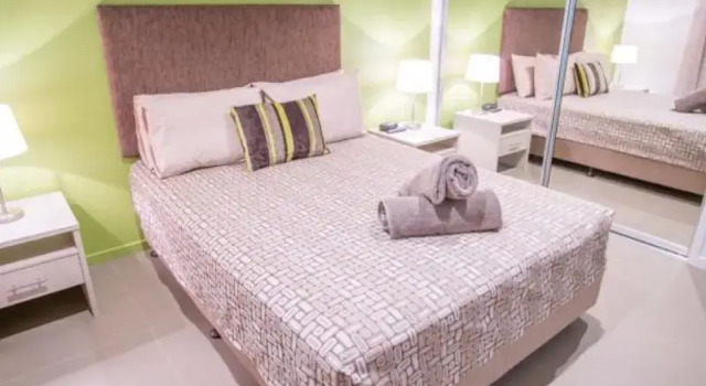 Двухместный люкс Spinifex Motel and Serviced Apartments