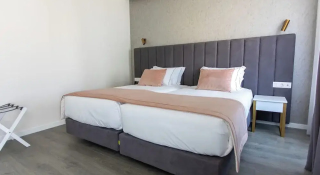 Двухместный номер Deluxe с балконом Hotel Mondego