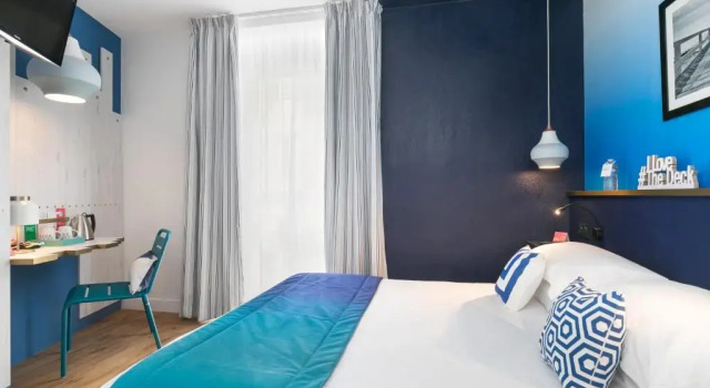 Двухместный клубный номер Standard The Deck Hotel by Happyculture