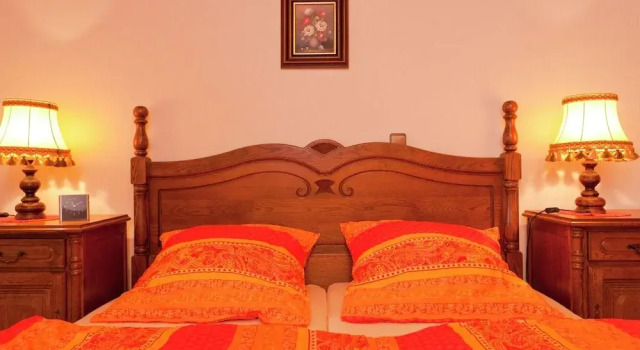 Spacious, Comfortable 5-pers House on the Ground Floor, Varaa Hotelli Lirstal 