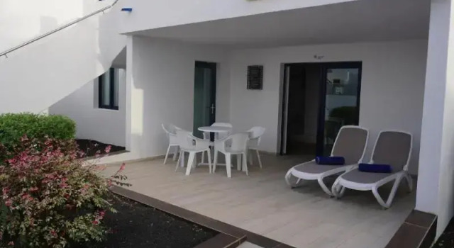 Семейный номер Standard с балконом Aqua Suites
