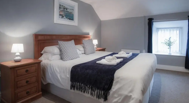 Fletcher Coach House - 3 Bedroom Cottage - Pendine