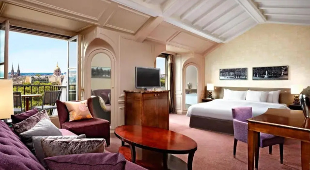 Полулюкс с красивым видом из окна The Westin Paris Vendôme