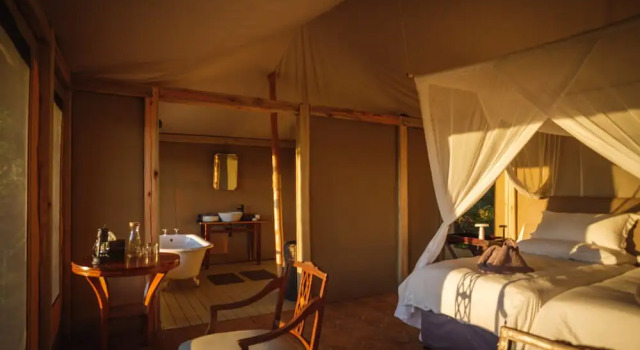 Cha Cha Metsi, Rezerwuj Hotel Maun Ngamiland East