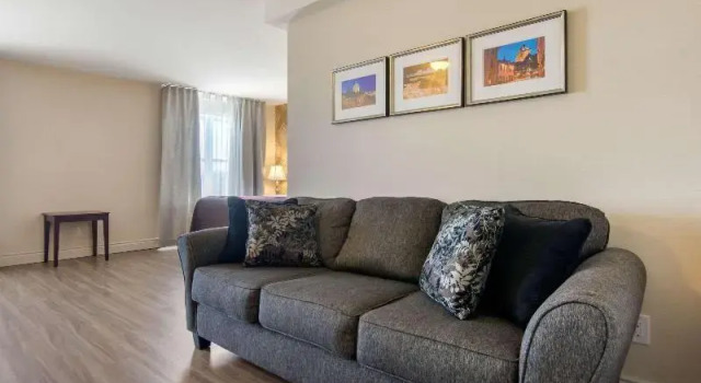 Люкс Standard Comfort Inn & Suites