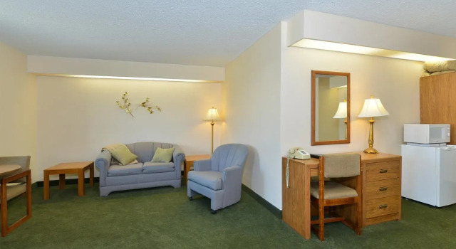 Четырёхместный люкс Americas Best Value Inn Kalispell