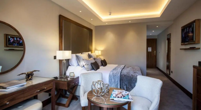 Двухместный номер Deluxe с балконом One Warwick Park Hotel