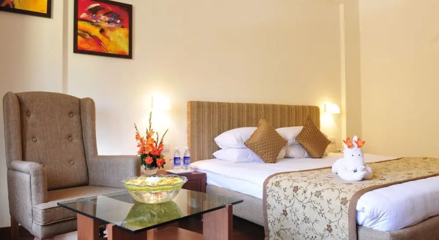 Opal Club Resort - Udaipur, Забронировать Курортный отель Отели штата Раджастхана с бассейном, Бассейн