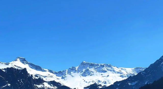 Апартаменты Chuenislodge2 Neu, 2 Balkone, Designerofen, mit top Aussicht!