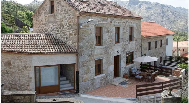 House - 4 Bedrooms with WiFi - 107751, Prenota Hotel  