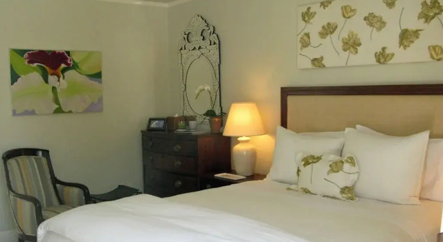 Hamptons Brazil Guest House, Забронировать Гостевой дом Отели Ист-Хэмптон с завтраком, рядом с Природный парк и заповедник дикой природы Ист-Хэмптон-Виллидж, Завтраки
