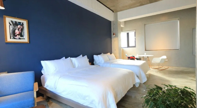 Четырёхместный номер Standard с балконом и с видом на океан Come Sit Hostel