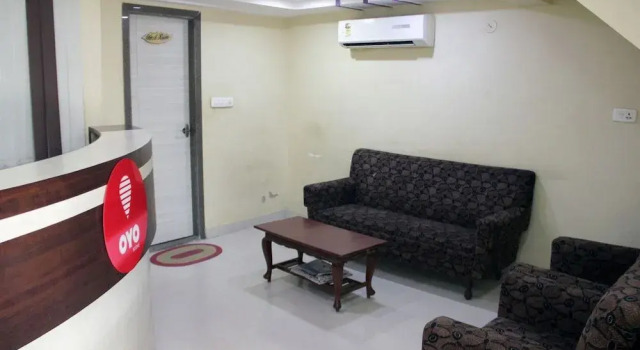 OYO 6915 Hotel Marwar Regency, Забронировать Отель Отели штата Раджастхана с парковкой, Парковка
