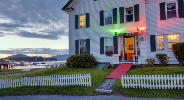 Moorings Inn Waterfront, Book Hotel Southwest Harbor Maine