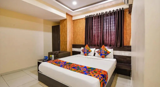 Номер Deluxe FabHotel Rotano Suites - Yelahanka